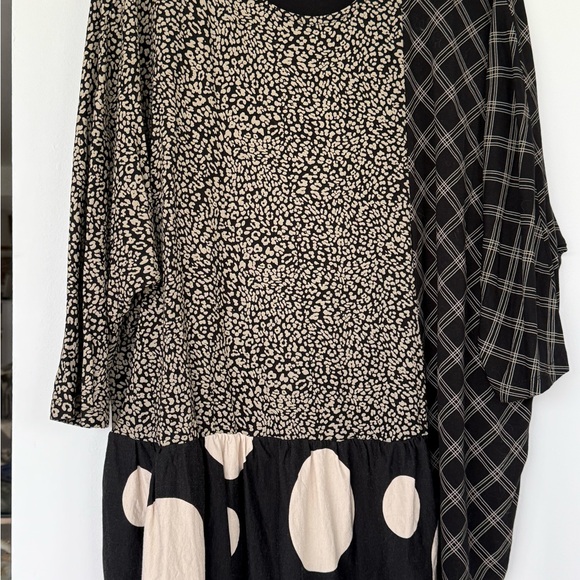 Alembika Tops - Alembika Black Top with Cream Floral Trim